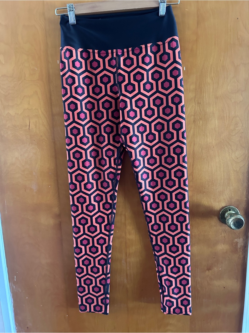 Overlook hotel leggings black widow yoga M